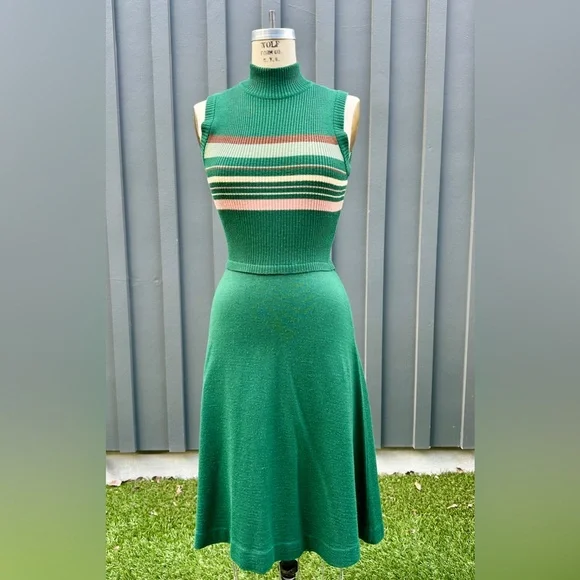 Vintage 1970s Groovy Stripes Sleeveless Mock Neck Knit Green Dress - Picture 1 of 8